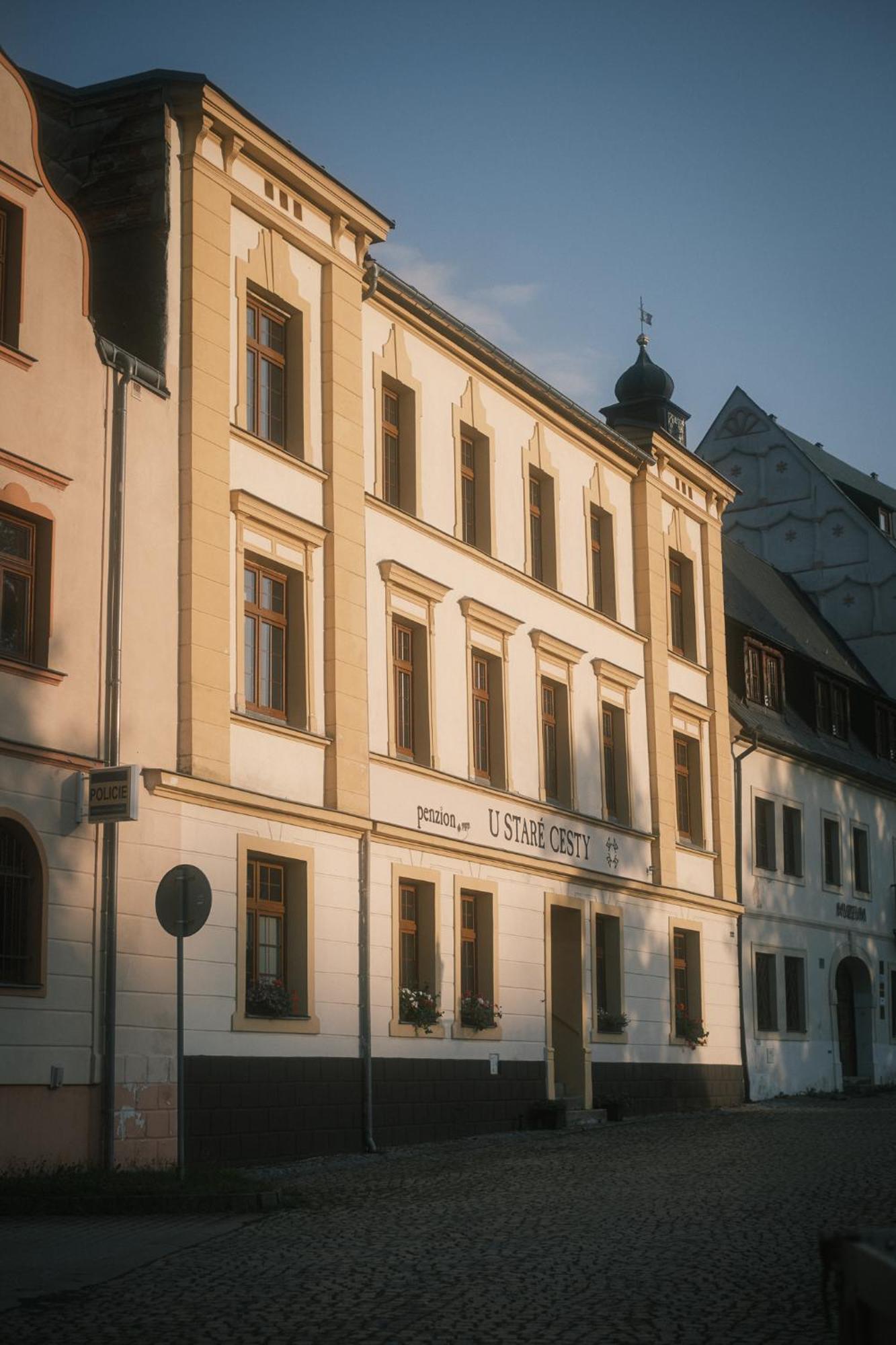 U Stare Cesty Hotel Horní Slavkov Exterior foto